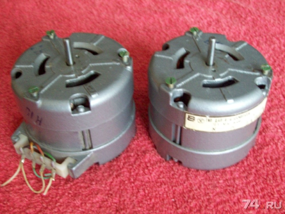 дп-3 боковые двигатели от магнитофонов олимп, электроника. электродвигатель jln4b03 от кассетного видеомагнитофона. магнитофон grundig tk25 лпм. двигатель от магнитофона. двигатели магнитофонов.